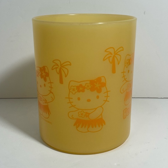 Vintage Sanrio Hello Kitty Hawaii Mug - Picture 2 of 7